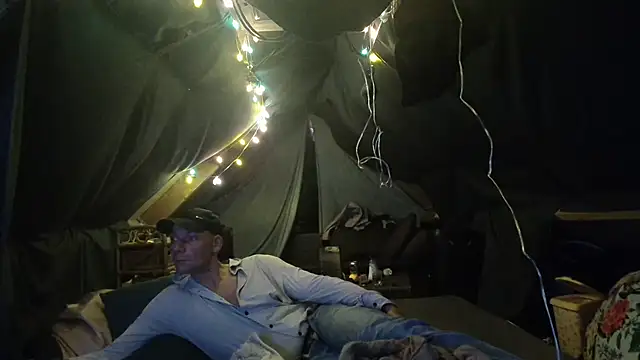 38koppel1985 online show from October 12, 5:20 am