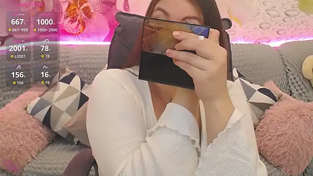 Snapshot of Nataly_cute chatting on September 25, 6:14 pm Nataly cute online show from September 25, 6:14 pm