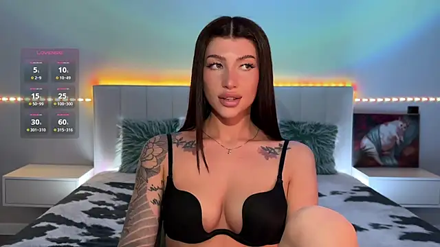 ellie miu online show from June 1, 5:23 pm