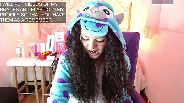 mapelove online show from March 4, 2:53 pm