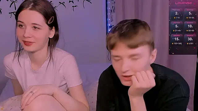 CoddleWeeper  online show from March 17, 3:04 pm