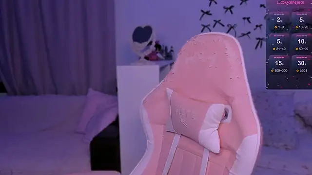 CoddleWeeper  online show from February 25, 3:01 pm