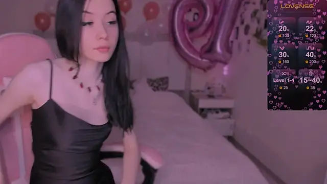 CoddleWeeper  online show from December 28, 9:42 am