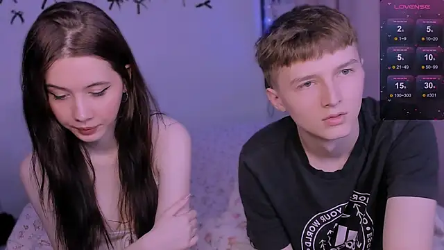 CoddleWeeper  online show from February 22, 12:29 pm