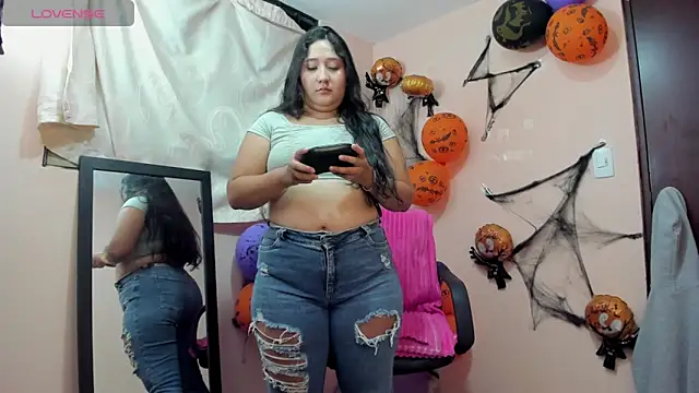 cherrycurvyyy online show from November 7, 7:18 pm