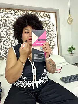 Snapshot of Selket11 chatting on November 13, 11:25 am Selket11 online show from November 13, 11:25 am