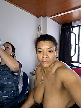 Snapshot of Selket11 chatting on March 12, 4:46 pm Selket11 online show from March 12, 4:46 pm