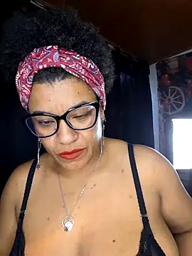 Snapshot of Selket11 chatting on March 3, 8:11 pm Selket11 online show from March 3, 8:11 pm