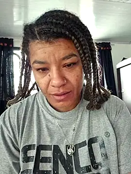 Snapshot of Selket11 chatting on October 30, 2:14 pm Selket11 online show from October 30, 2:14 pm