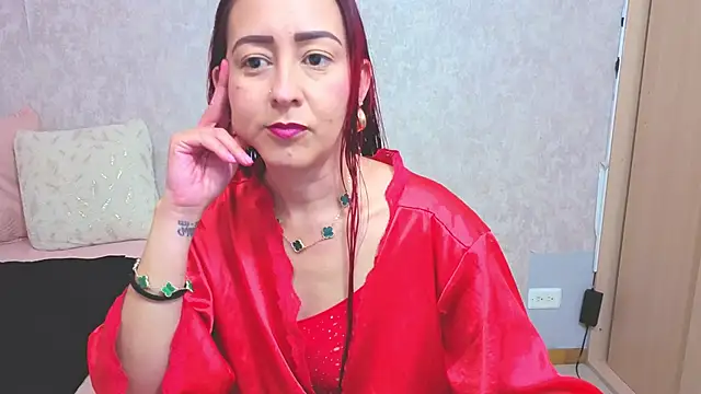 bianca milfsexy online show from October 27, 10:33 pm