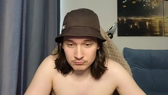 MoreRealAlex online show from May 6, 1:48 pm