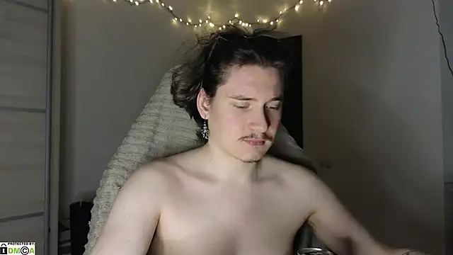 MoreRealAlex online show from September 17, 3:52 am