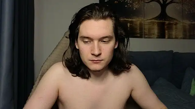 MoreRealAlex online show from May 19, 5:42 pm