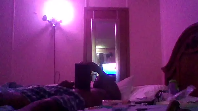 Mrunpredictableyouknow online show from September 22, 8:48 pm