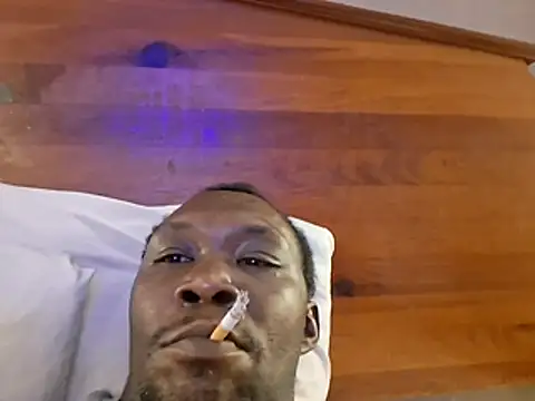 Mrunpredictableyouknow online show from April 7, 7:21 am