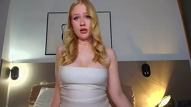 JuliaJaee online show from September 26, 4:03 pm