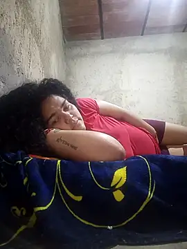 Snapshot of Paola16_6 chatting on February 14, 5:46 pm Paola16 6 online show from February 14, 5:46 pm