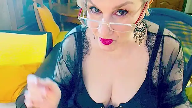 GattonaBiondona online show from April 3, 8:21 am