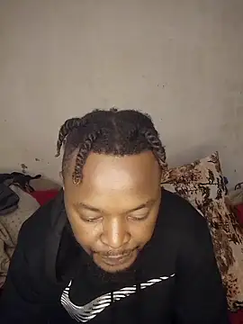 Freaky Vannahs online show from November 15, 5:00 am