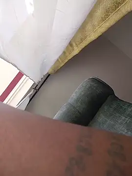 Freaky Vannahs online show from January 9, 10:55 am