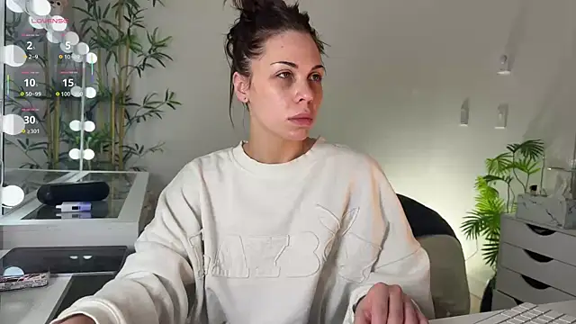 NattyFierros online show from March 30, 6:48 am