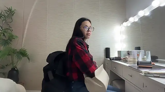 NattyFierros online show from May 15, 8:51 pm
