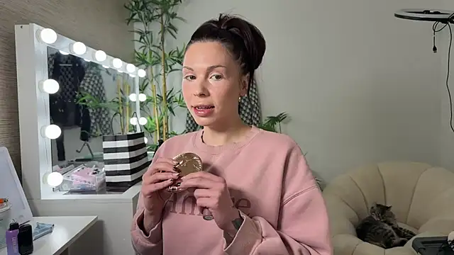 NattyFierros online show from April 13, 5:06 pm