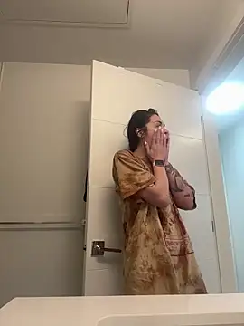 NattyFierros online show from February 19, 5:10 pm