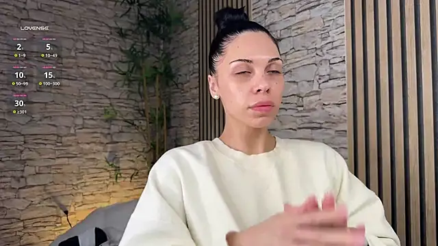 NattyFierros online show from December 23, 6:12 am