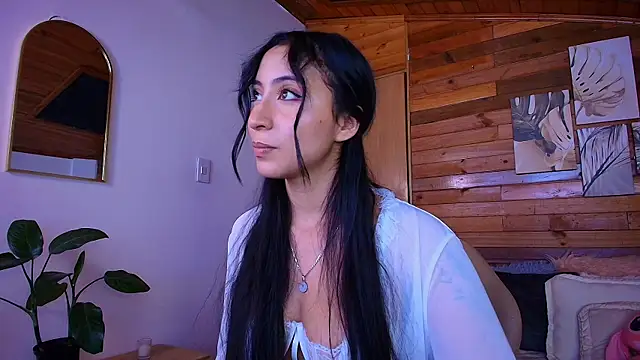 amber curly online show from April 13, 7:29 pm