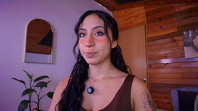 Snapshot of amber_curly chatting on July 14, 8:37 pm amber curly online show from July 14, 8:37 pm