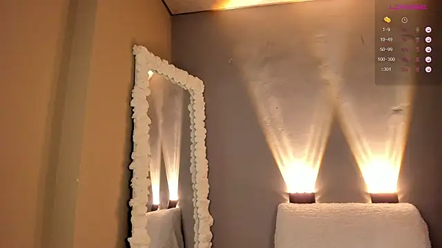 amber curly online show from December 5, 6:06 pm
