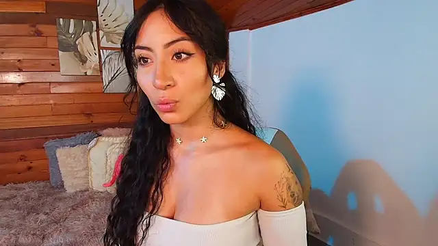 amber curly online show from October 22, 9:35 pm