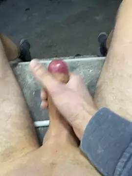 oneeight28 online show from February 18, 4:14 pm