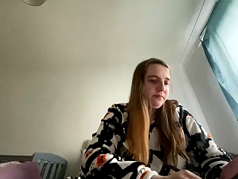 EvieRoseex online show from November 3, 3:15 pm