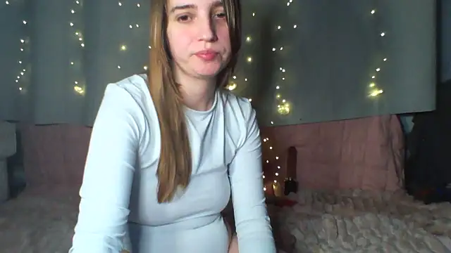 EvieRoseex online show from April 5, 11:44 pm