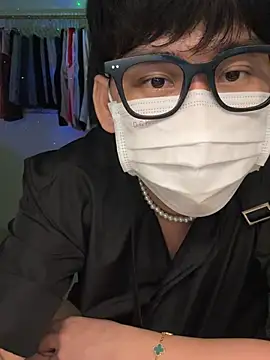 MinhTuanLive online show from March 18, 7:22 pm