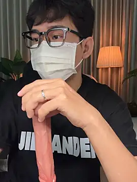 MinhTuanLive online show from March 25, 11:58 pm