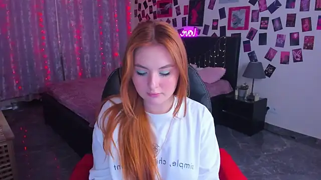 BellaTorne  online show from March 22, 3:42 pm