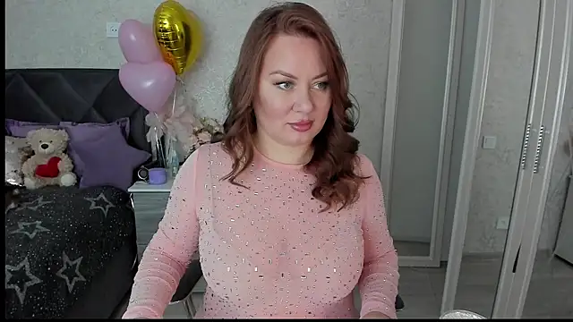Snapshot of TwinklingStar_ chatting on February 14, 9:53 pm TwinklingStar online show from February 14, 9:53 pm