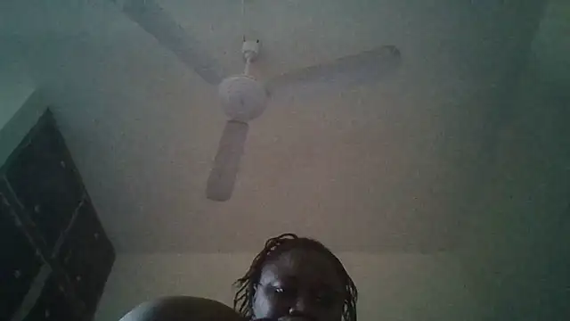 Snapshot of Ninna_bellah chatting on October 25, 1:12 pm Ninna bellah online show from October 25, 1:12 pm