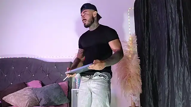 john cartter1 online show from March 28, 12:06 pm