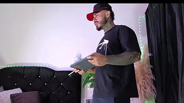 john cartter1 online show from January 17, 12:09 pm