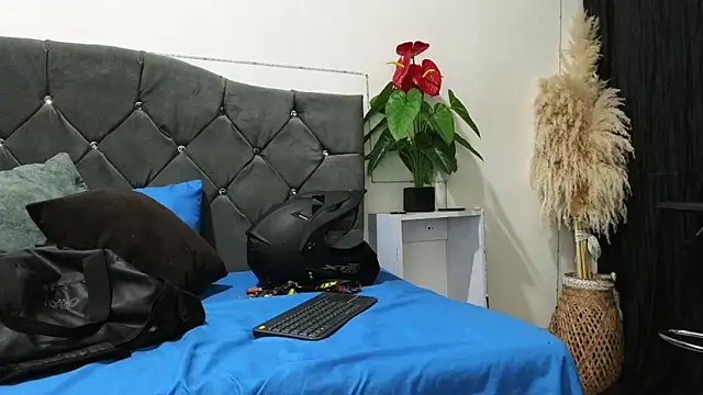 john cartter1 online show from March 2, 12:01 pm