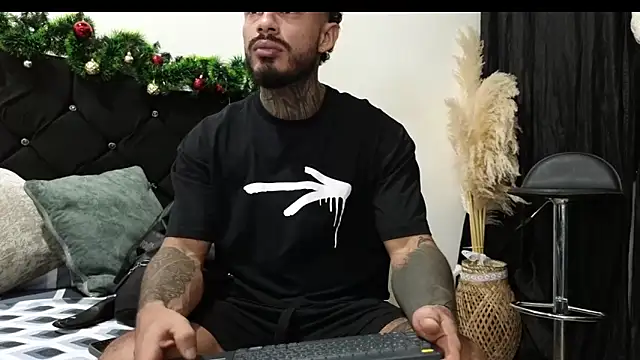 john cartter1 online show from December 14, 11:05 am