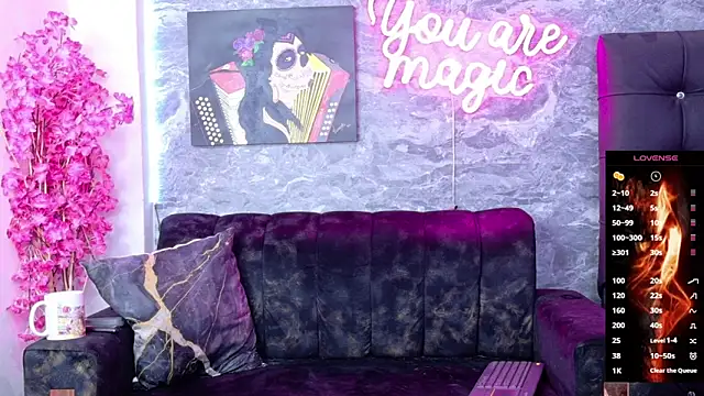 siamarlin online show from March 12, 9:08 pm