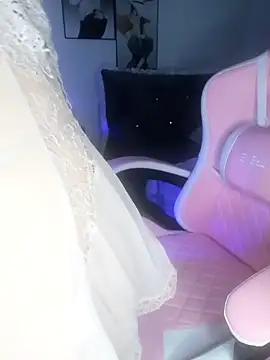  Linez  online show from March 18, 4:39 pm