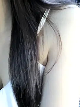  Linez  online show from October 10, 5:25 pm