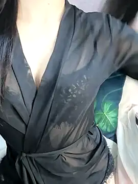  Linez  online show from November 13, 5:50 pm