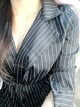  Linez  online show from November 3, 5:49 pm